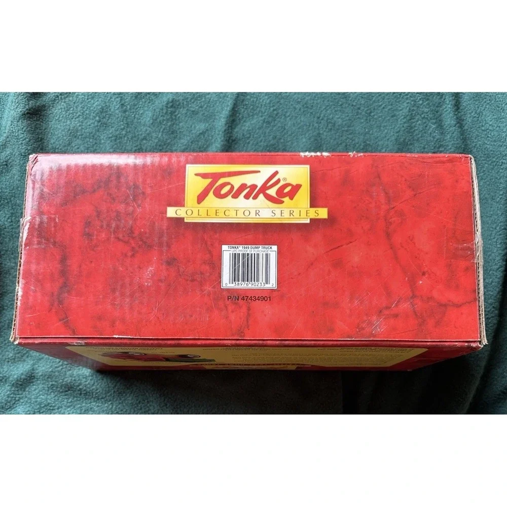 TONKA COLLECTOR SERIES CLASSIC 1949 DUMP TRUCK 1:18 50TH ANNIVERSARY 1997 NIB